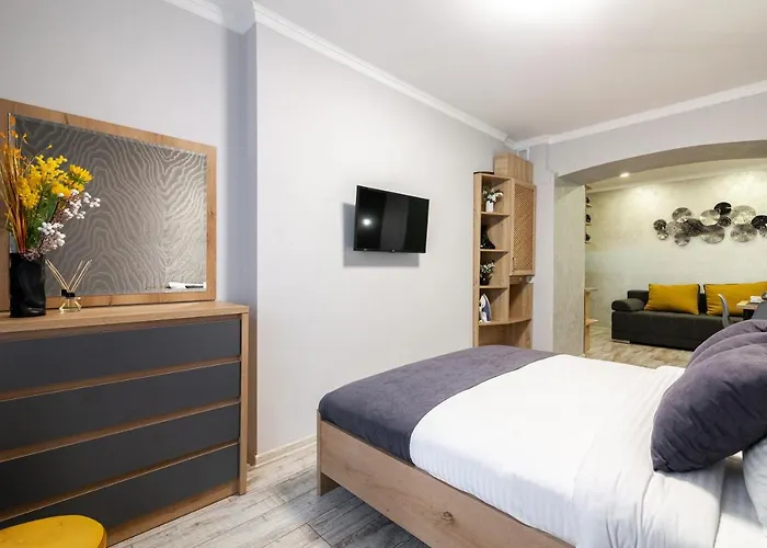 Appartement Alfa Kniazia Leva 2 *