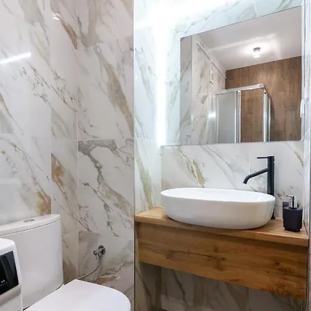 Alfa Kniazia Leva 2 Apartman *